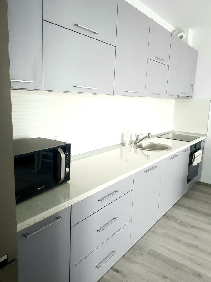 Happyhome Central Deluxe Apartments Oradea Exterior foto